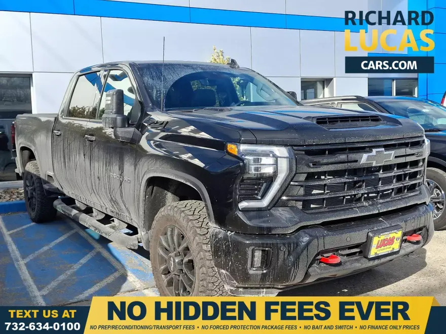 2025 Chevrolet Silverado 2500HD LTZ photo 1