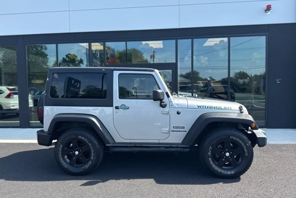 2011 Jeep Wrangler Sport photo 1