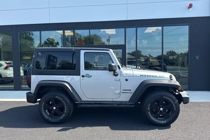 2011 Jeep Wrangler Sport photo 1