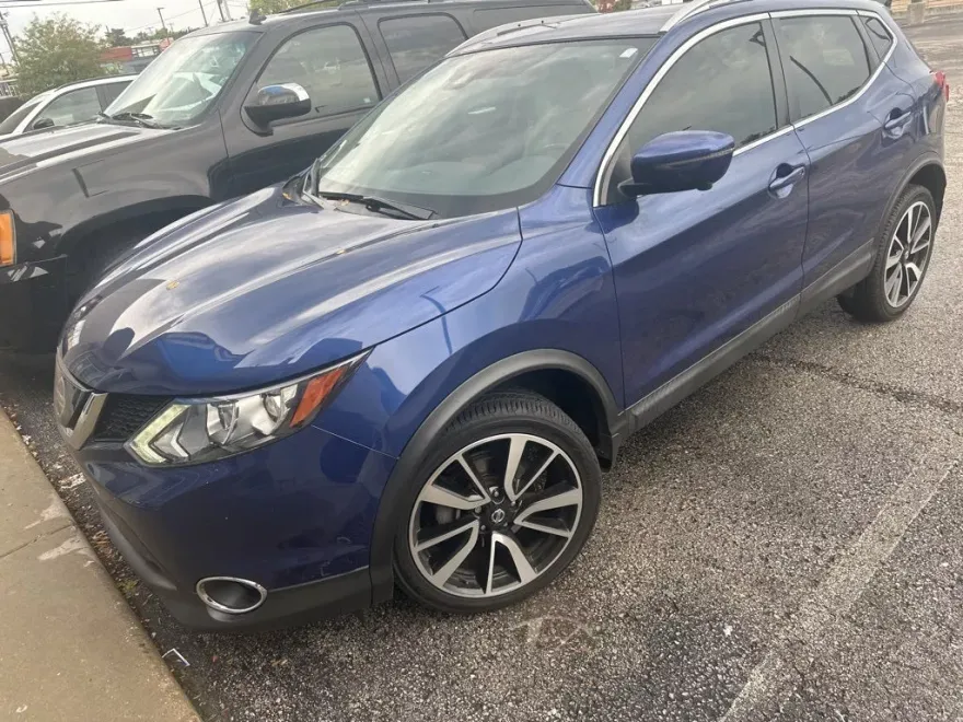 2019 Nissan Rogue Sport SL photo 1