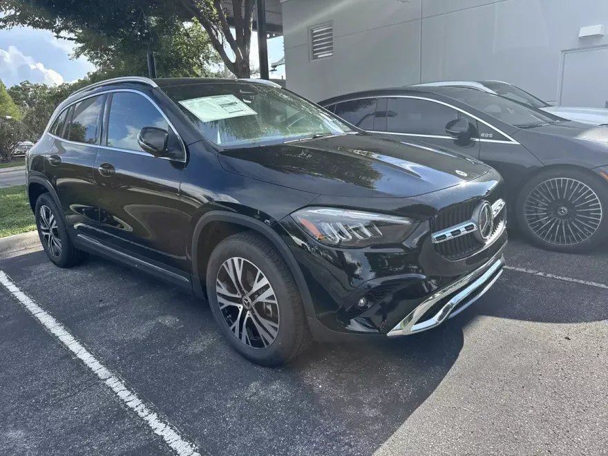 2026 Mercedes Benz GLA 250 photo 1