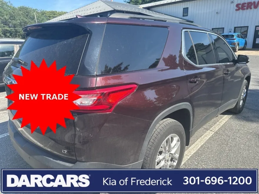 2020 Chevrolet Traverse 1LT photo 1