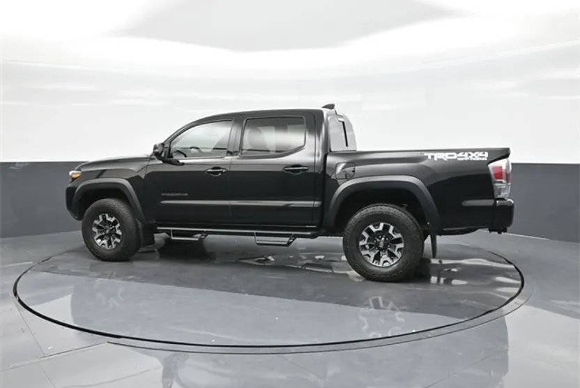 2023 Toyota Tacoma TRD Off-Road photo 1