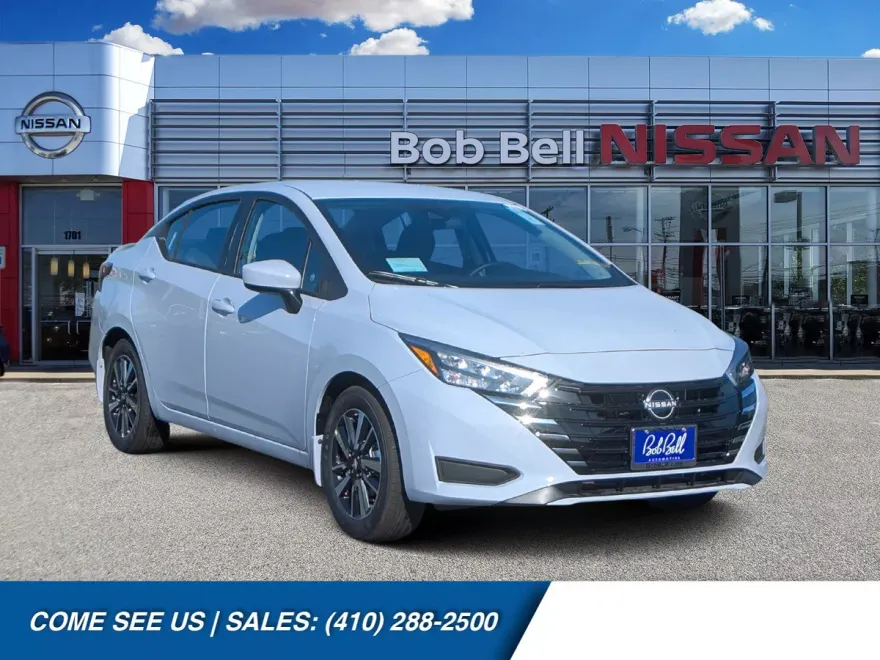 2025 Nissan Versa 1.6 SV photo 1