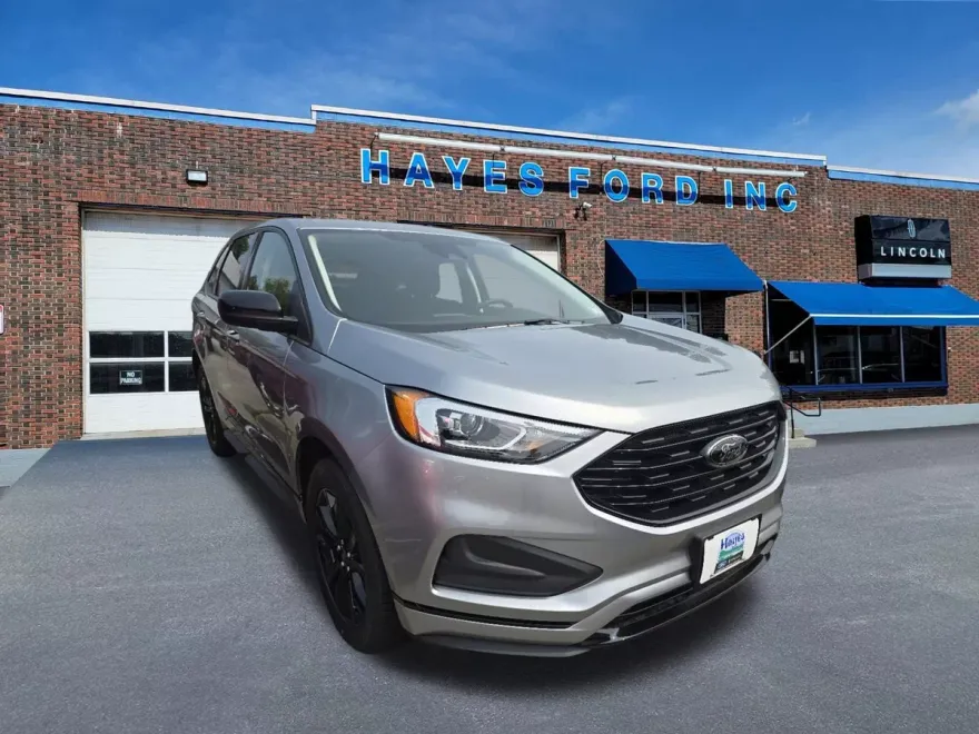 2024 Ford Edge SE photo 1
