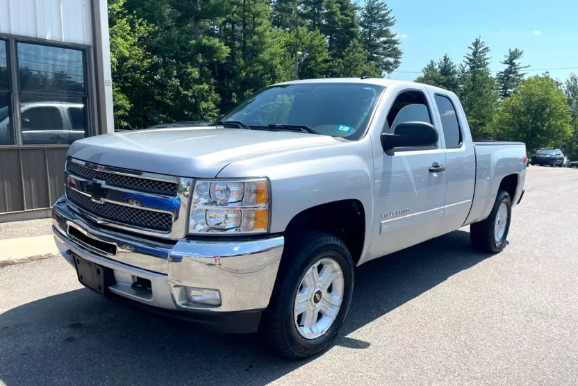 2012 Chevrolet Silverado 1500 LT photo 1