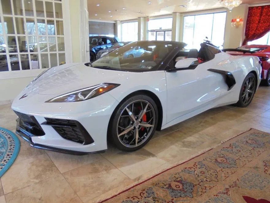 2021 Chevrolet Corvette Stingray 2LT photo 1