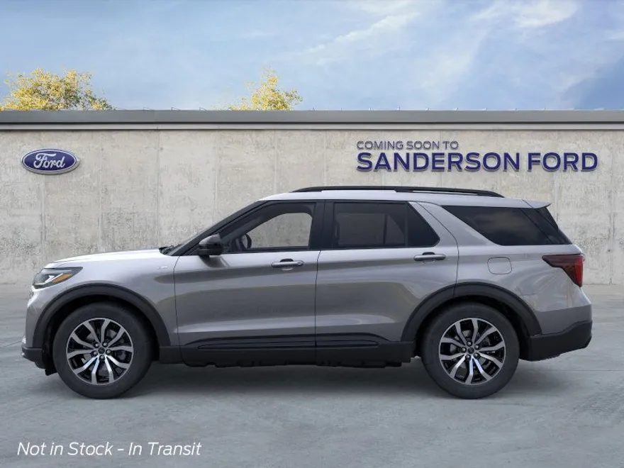 2025 Ford Explorer ST-Line photo 1