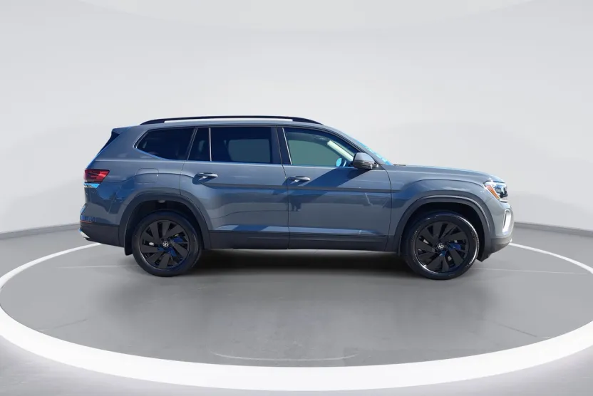 2026 Volkswagen Atlas SE Technology photo 1