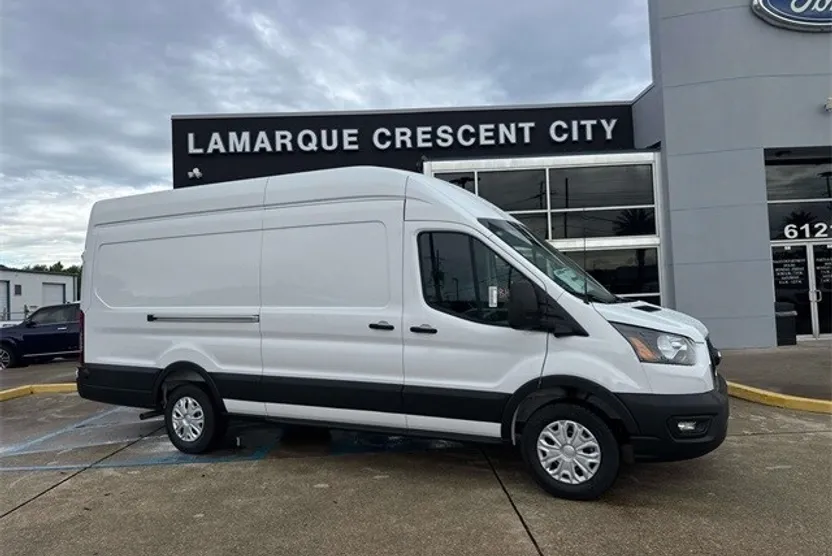 2025 Ford Transit photo 1