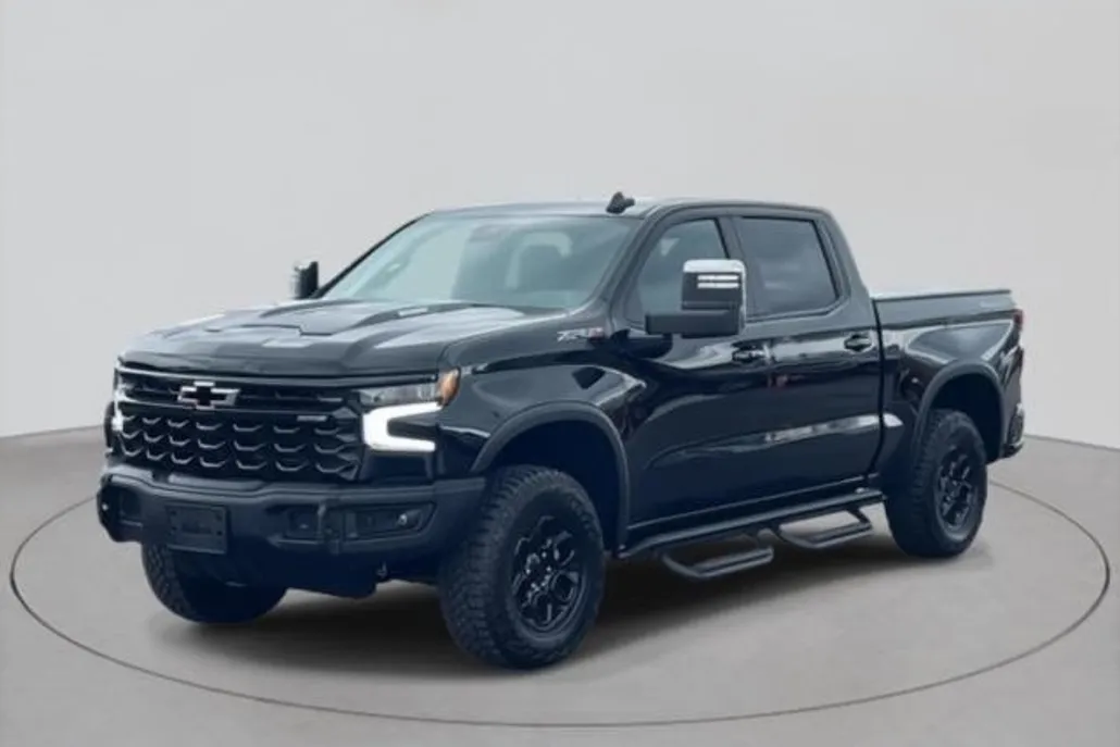 2024 Chevrolet Silverado 1500 ZR2 photo 1