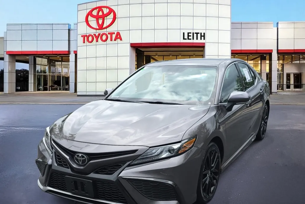 2023 Toyota Camry XSE photo 1