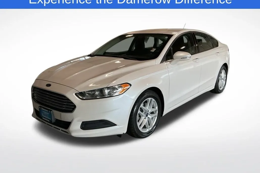 2013 Ford Fusion SE photo 1