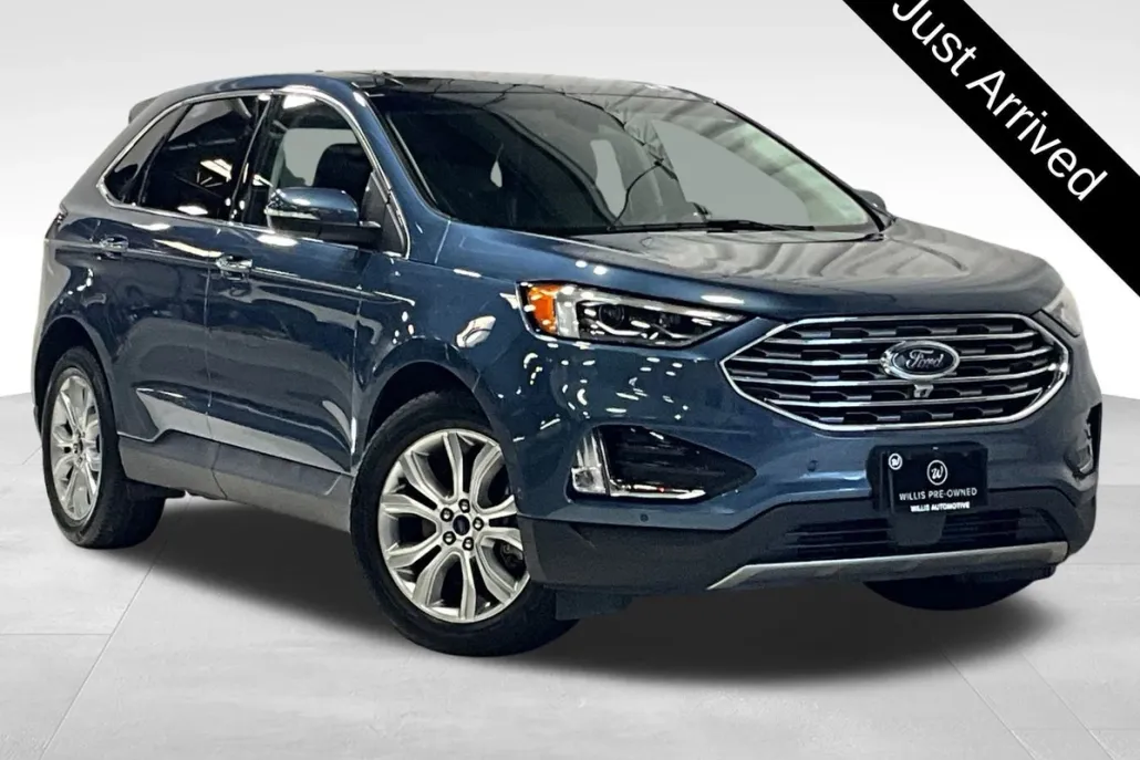 2019 Ford Edge Titanium photo 1