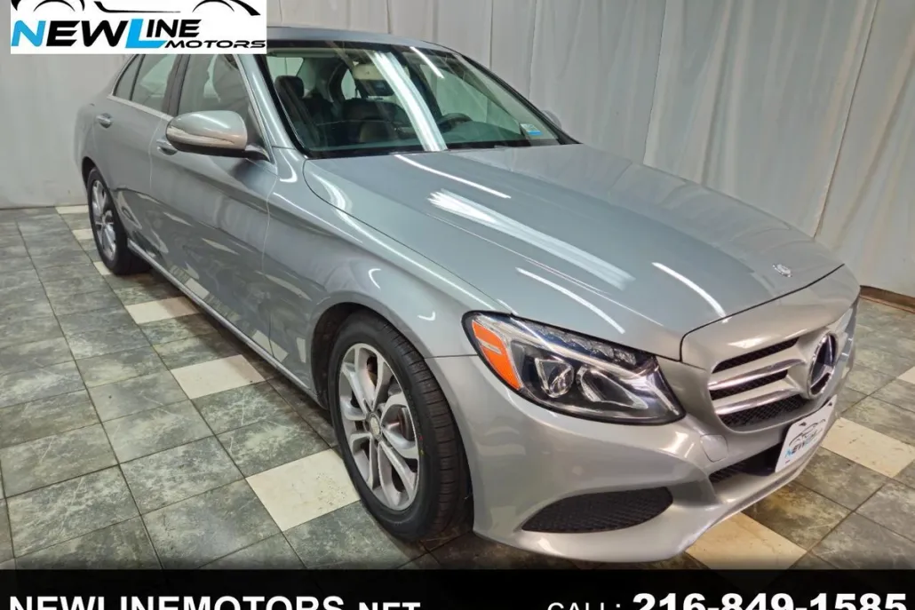 2015 Mercedes Benz C 300 Sedan photo 1