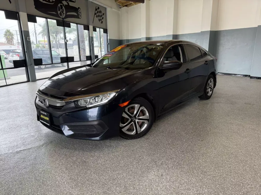 2016 Honda Civic LX photo 1