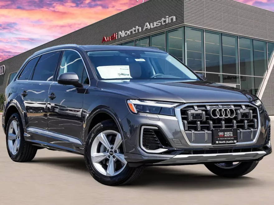 2025 Audi Q7 55 Premium photo 1