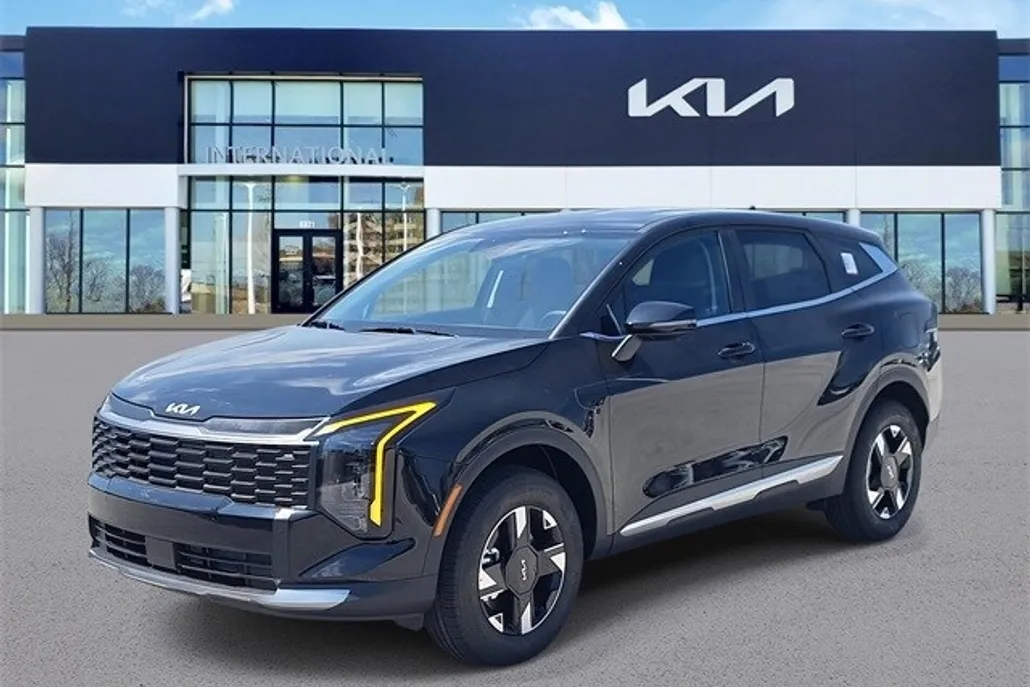 2026 Kia Sportage LX photo 1