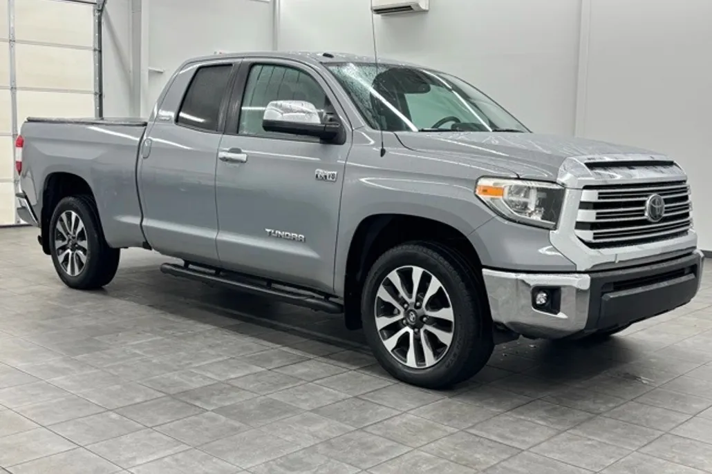 2018 Toyota Tundra Limited photo 1