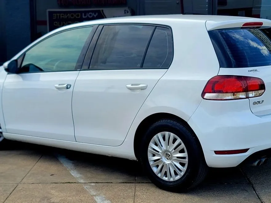 2014 Volkswagen Golf 2.5L photo 1