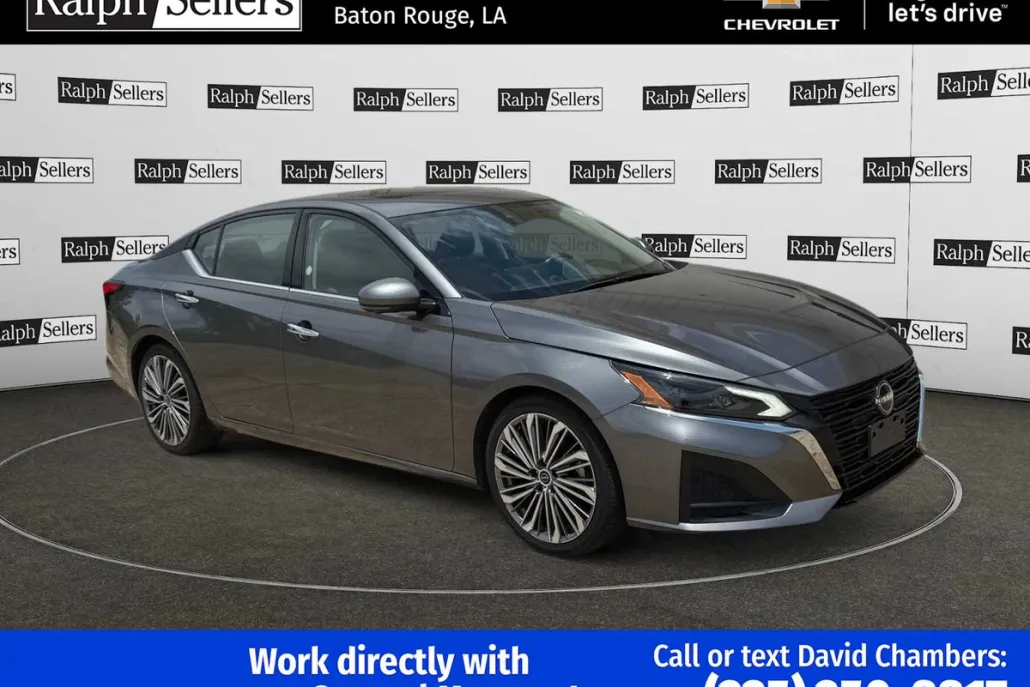 2023 Nissan Altima 2.5 SL photo 1