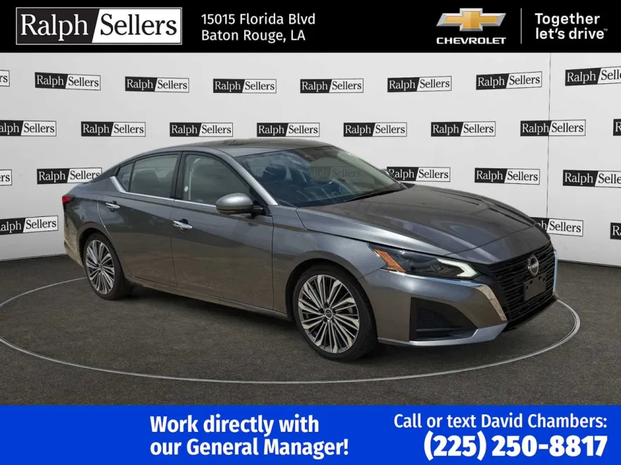 2023 Nissan Altima 2.5 SL photo 1