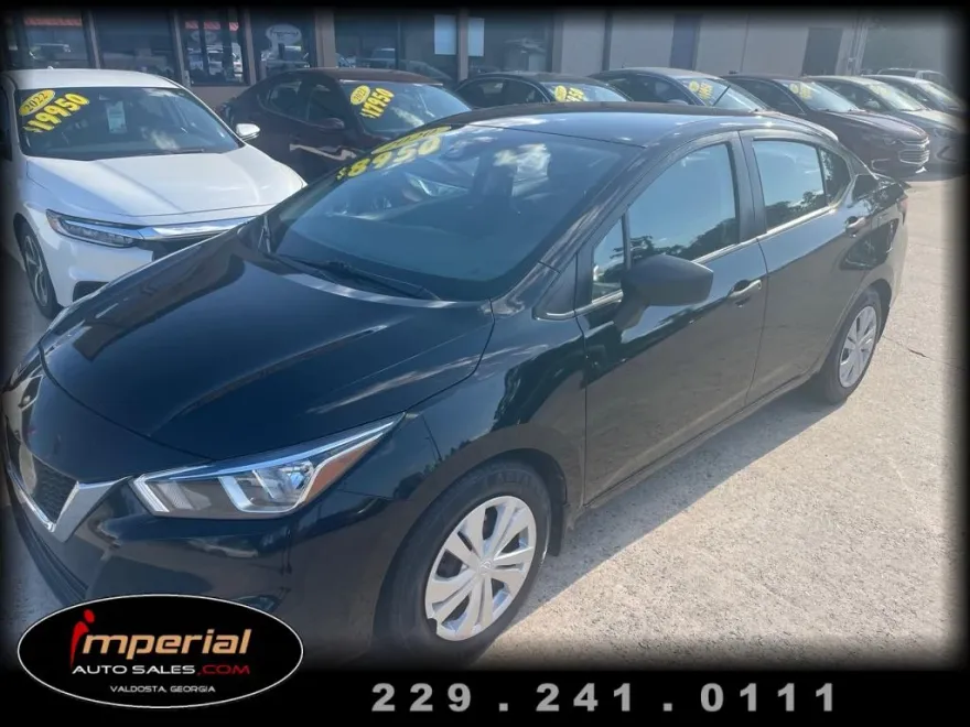 2020 Nissan Versa S photo 1