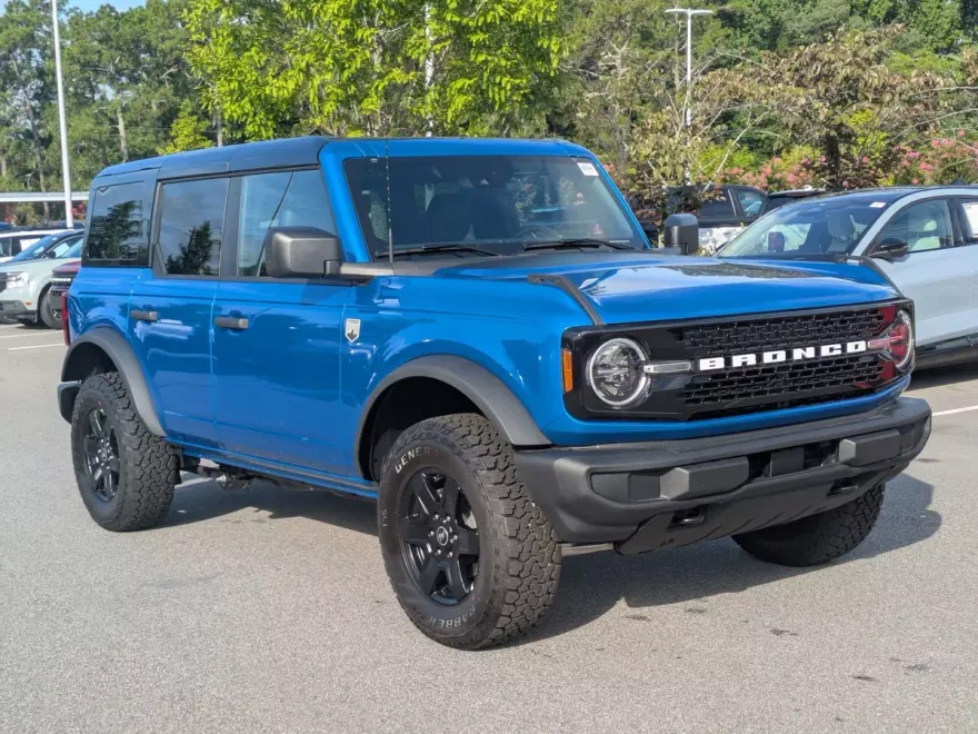 2025 Ford Bronco Big Bend photo 1