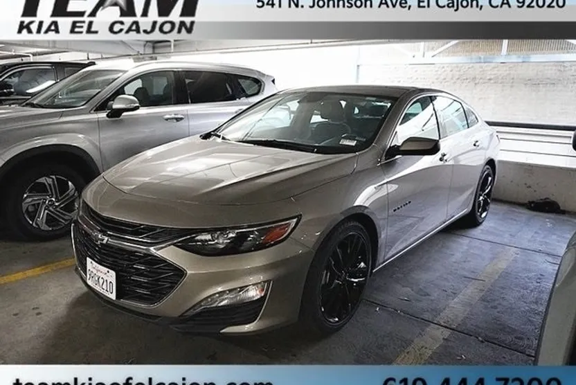 2023 Chevrolet Malibu 1LT photo 1