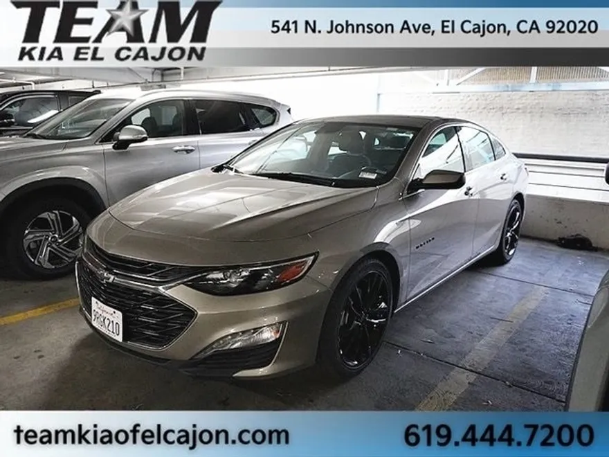 2023 Chevrolet Malibu 1LT photo 1