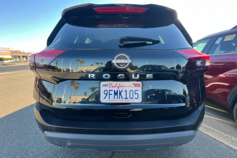 2023 Nissan Rogue S photo 1