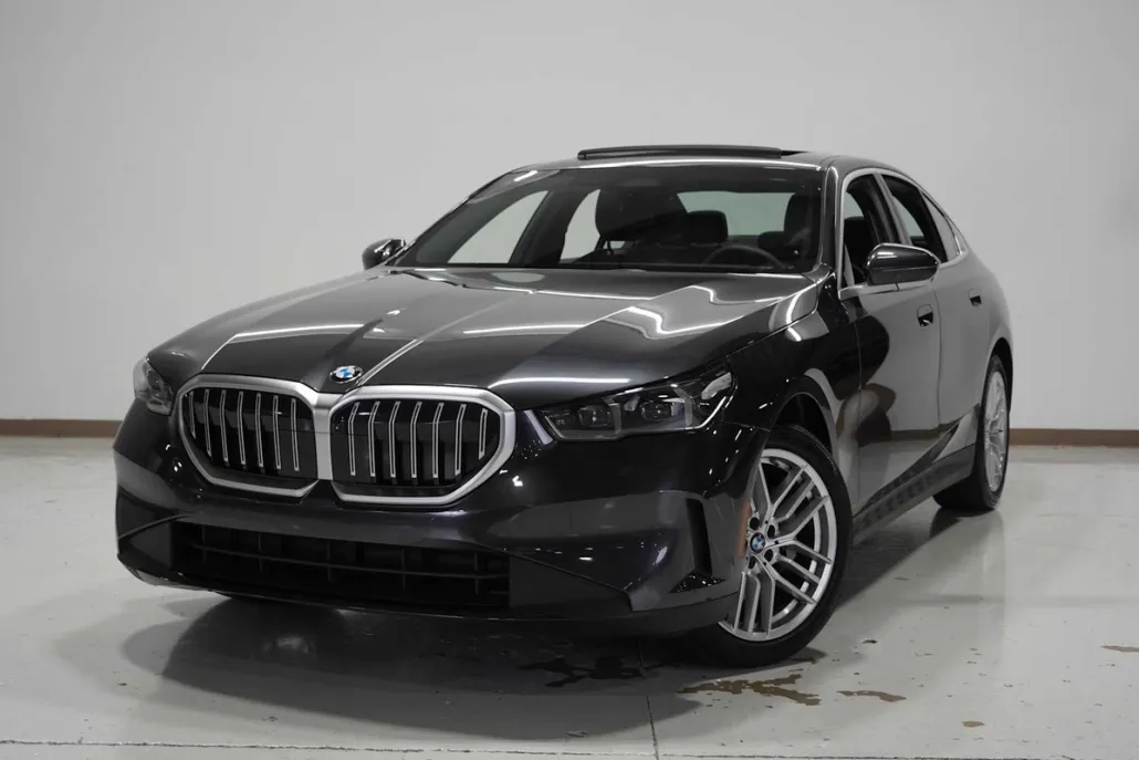 2025 Bmw 530i photo 1