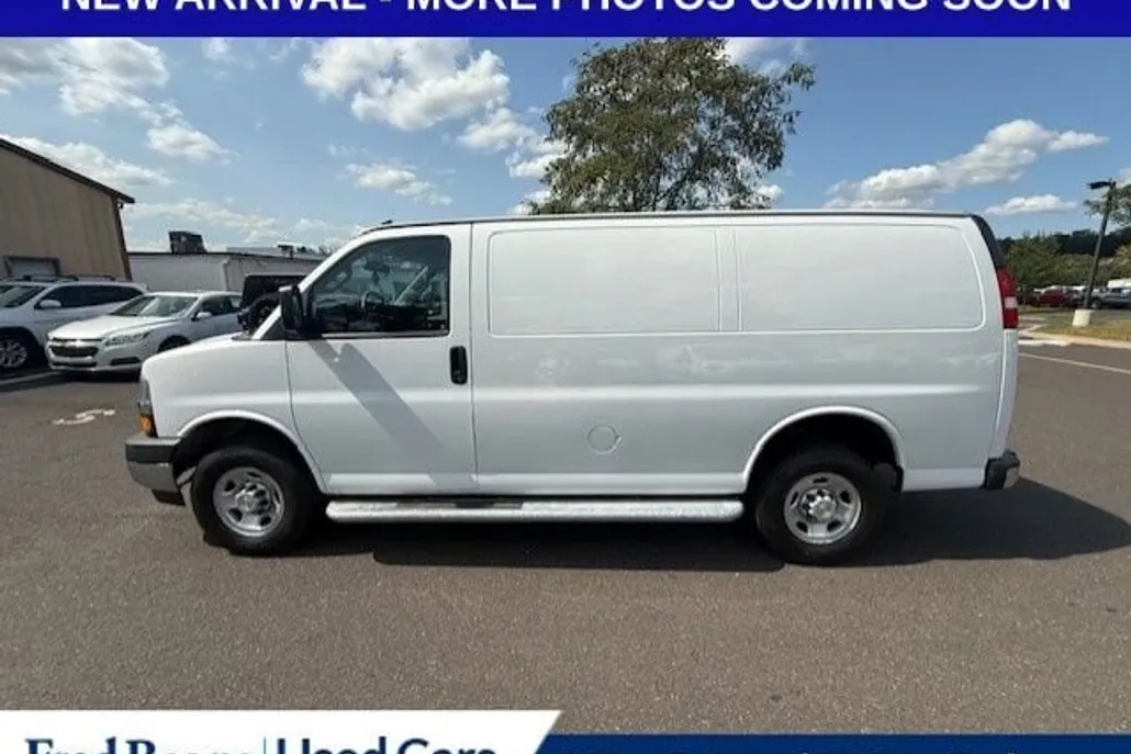 2023 Chevrolet Express Cargo 2500 Van photo 1