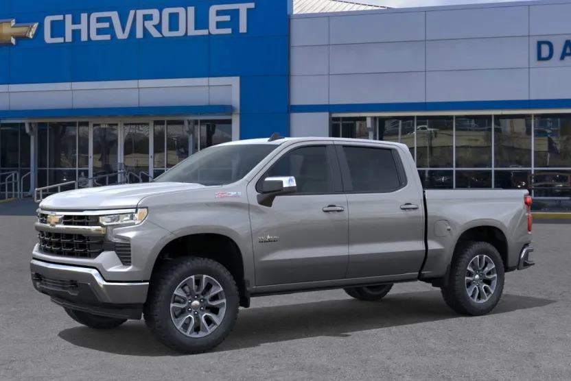 2026 Chevrolet Silverado 1500 LT photo 1