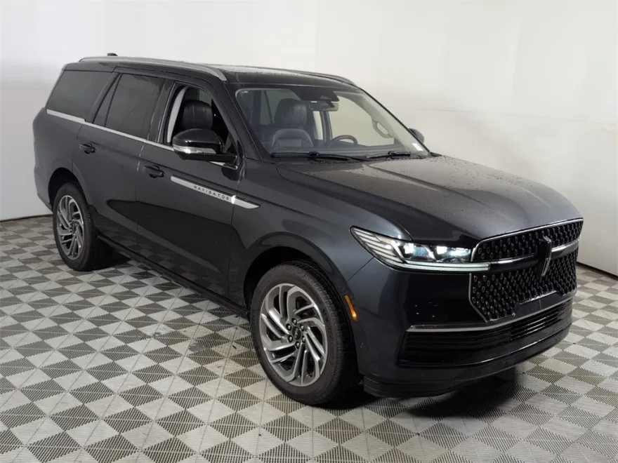 2025 Lincoln Navigator Reserve photo 1