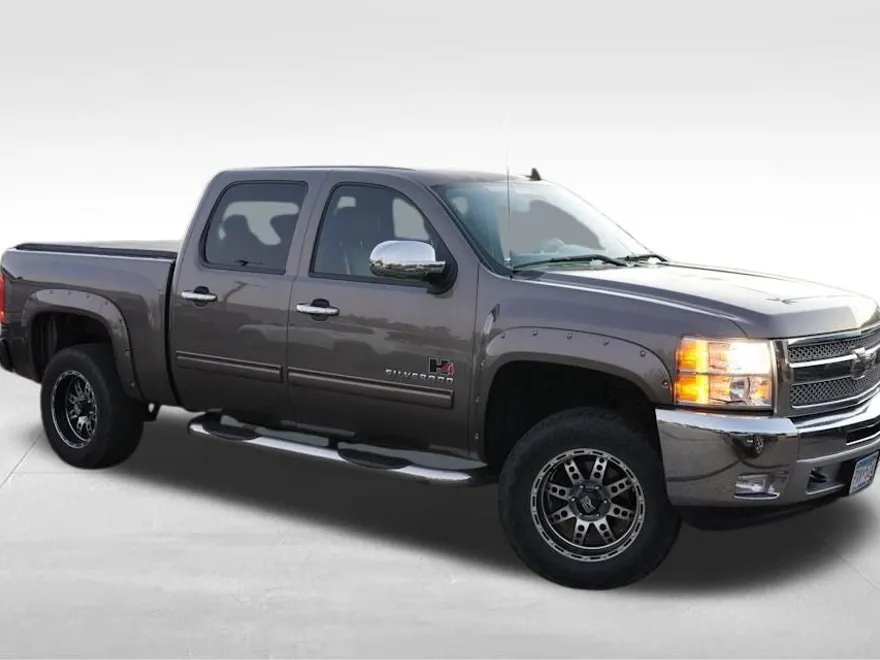 2012 Chevrolet Silverado 1500 LT photo 1