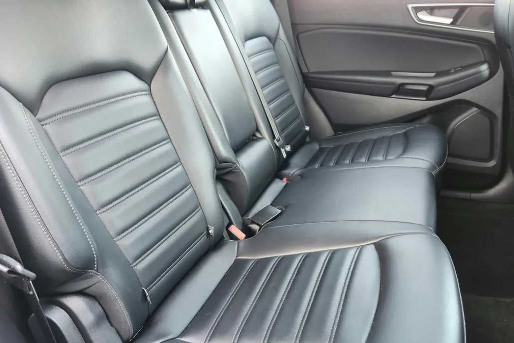 2024 Ford Edge SEL photo 1