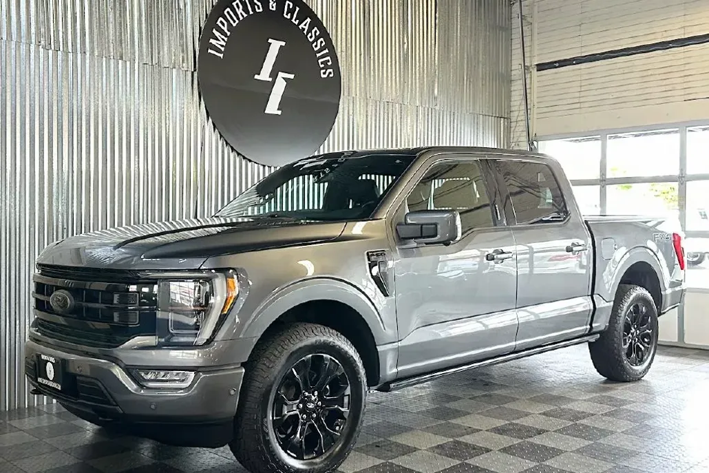 2022 Ford F-150 Lariat photo 1