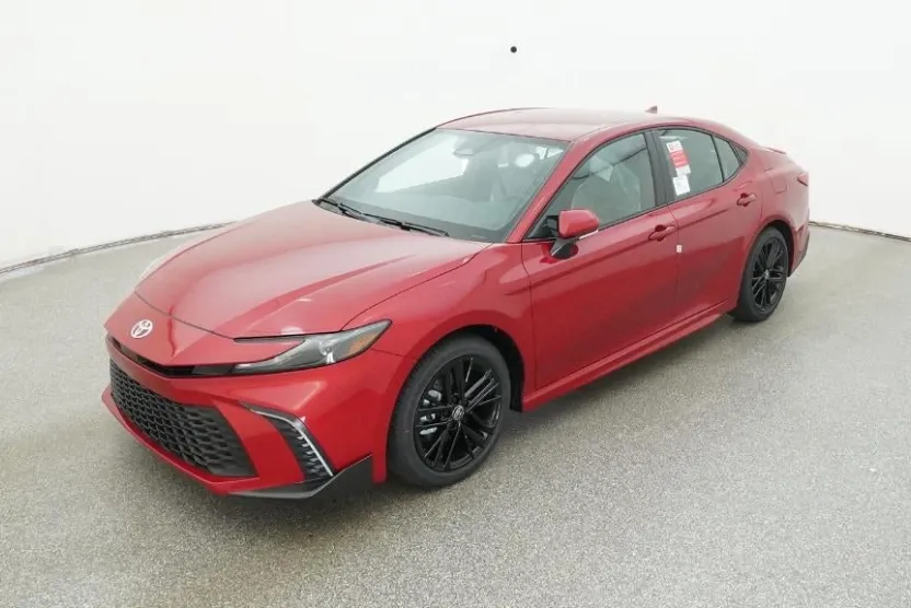 2026 Toyota Camry SE photo 1