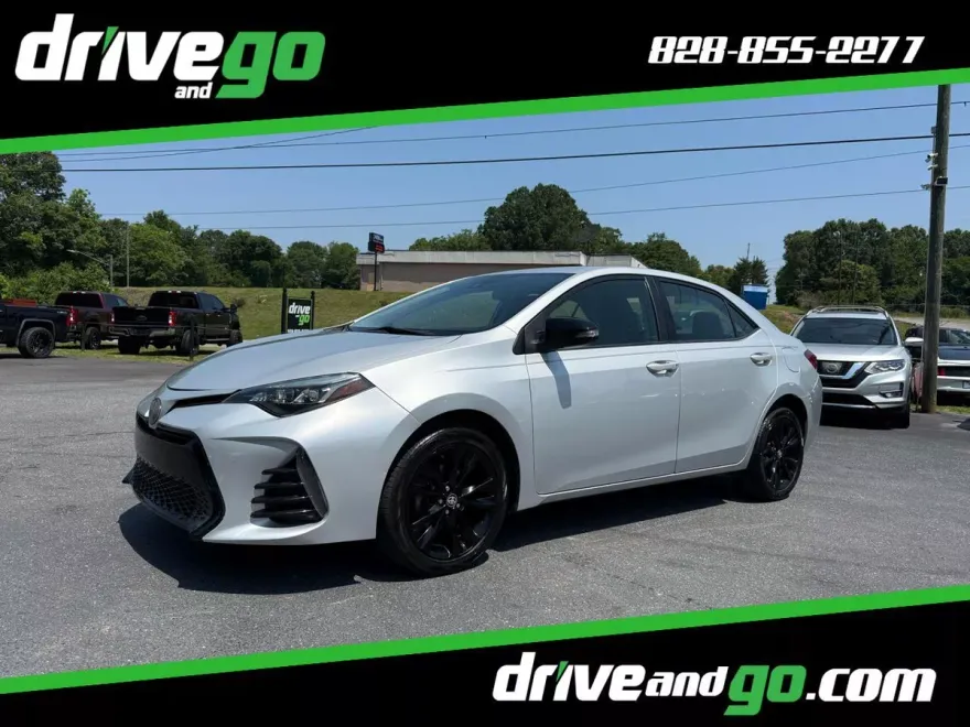2018 Toyota Corolla L photo 1