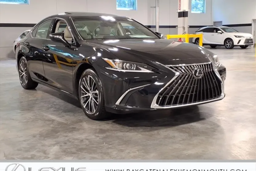 2025 Lexus ES 350 photo 1