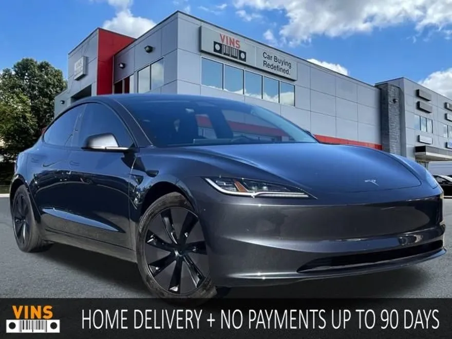 2024 Tesla Model 3 Long Range photo 1