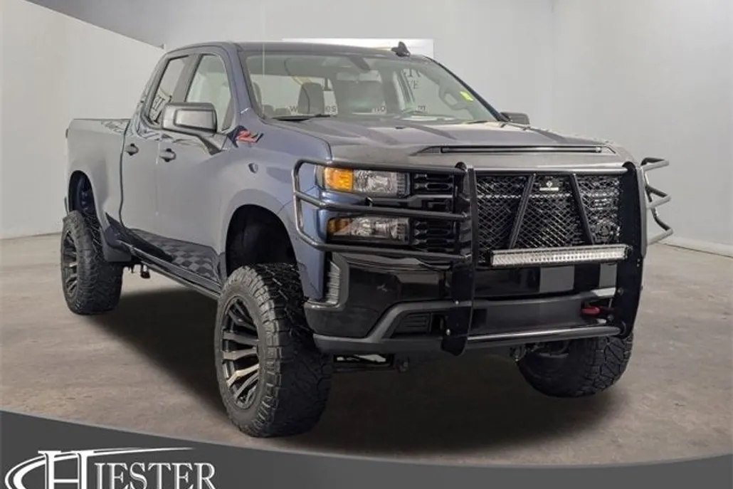 2019 Chevrolet Silverado 1500 Custom Trail Boss photo 1