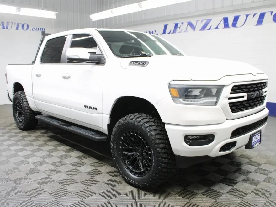 2022 Ram 1500 Sport photo 1