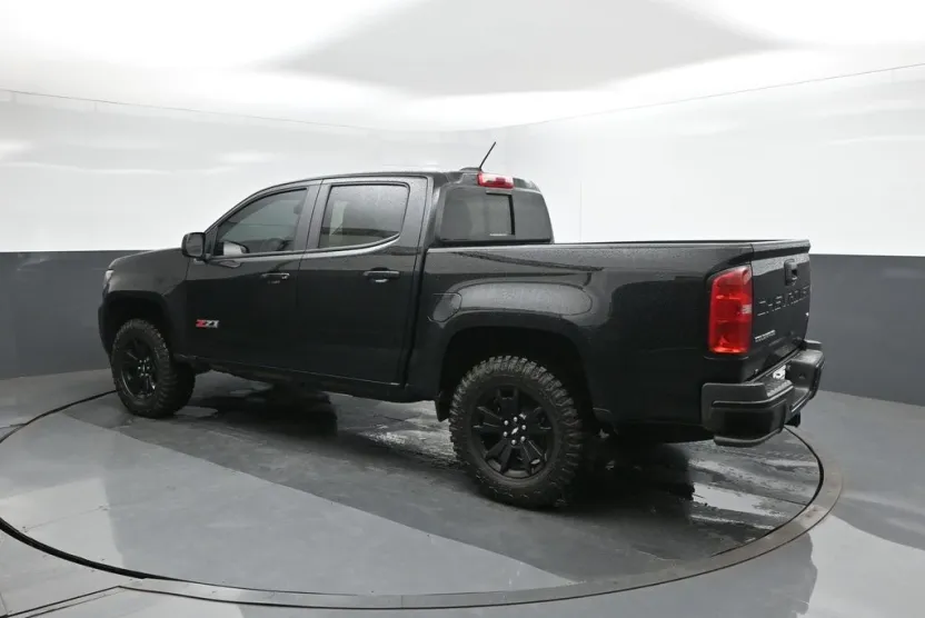 2022 Chevrolet Colorado Z71 photo 1