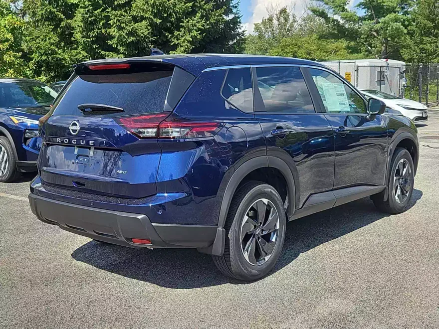 2026 Nissan Rogue SV photo 1