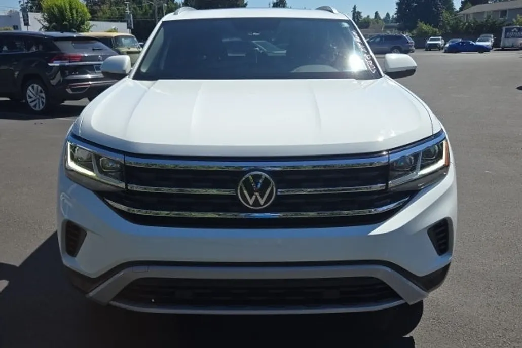 2020 Volkswagen Atlas Cross Sport SE Technology photo 1