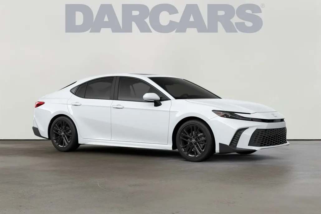 2026 Toyota Camry SE photo 1