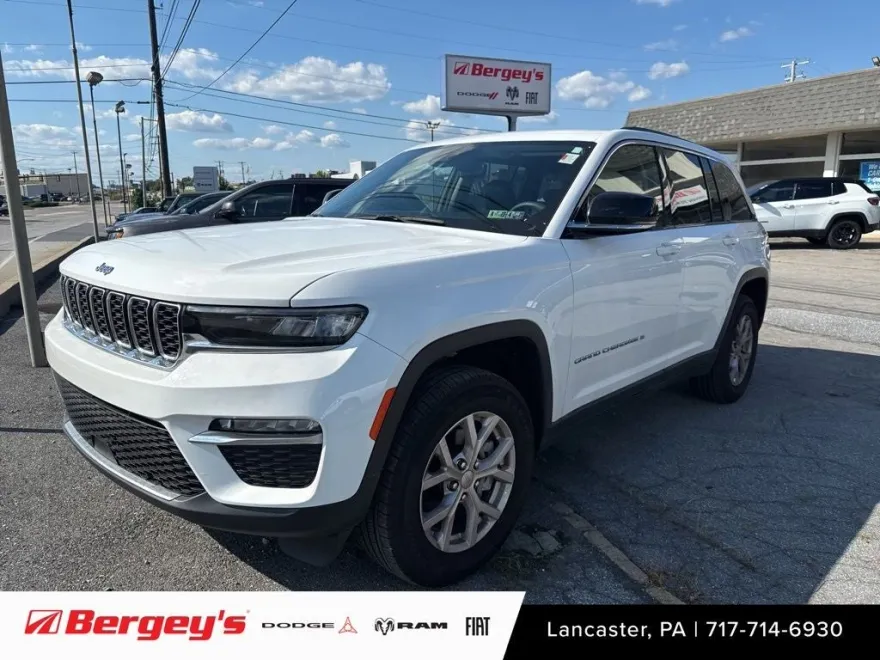 2023 Jeep Grand Cherokee Limited photo 1