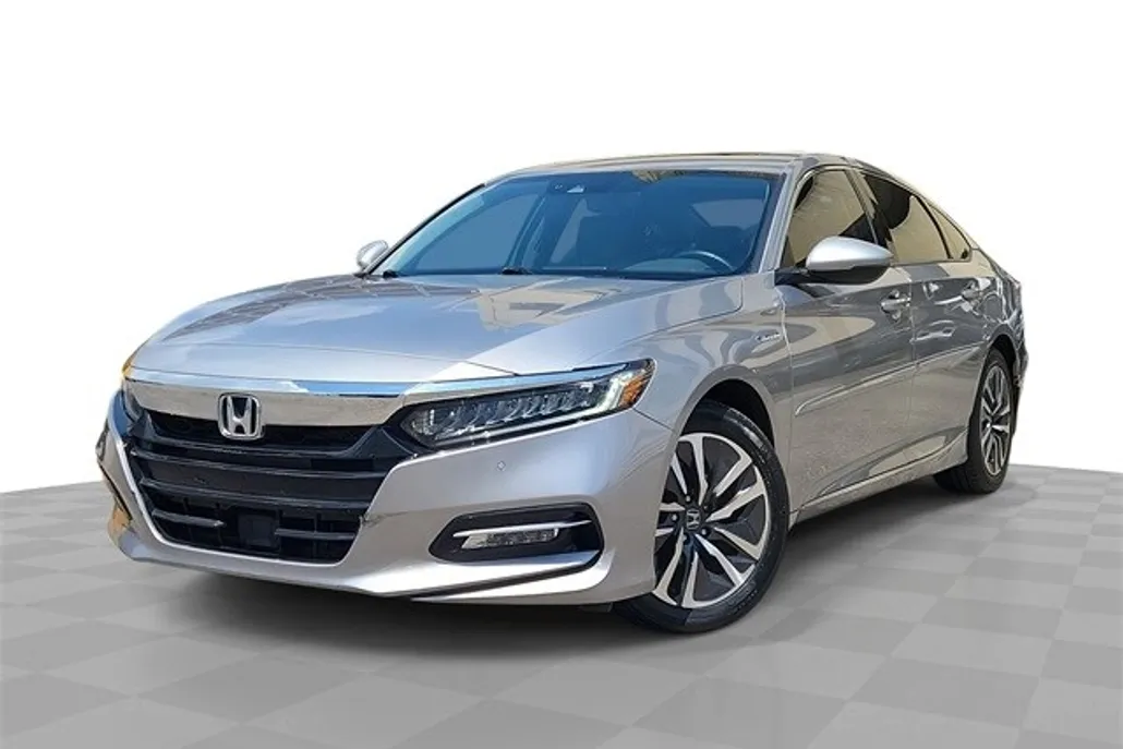 2018 Honda Accord Hybrid Touring photo 1